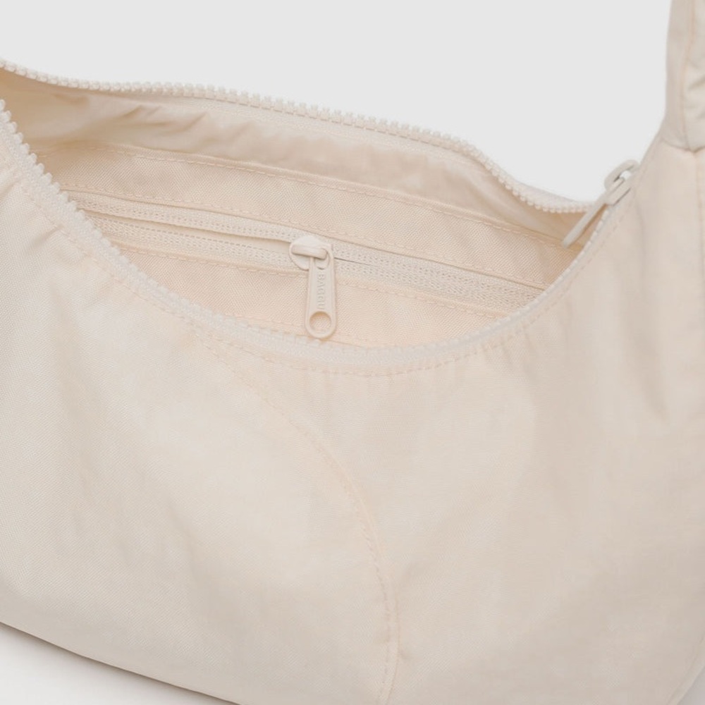 NWT BAGGU Swan Cream Shoulder Bag with Orange Accent - Picture 14 of 15